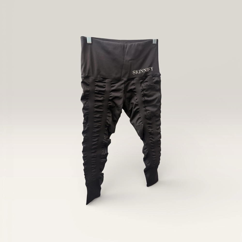 SKINNIFY Black Ruched Leggings